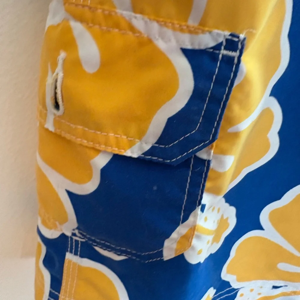 Tommy Hilfiger Blue & Yellow Hawaiian Floral Board Shorts Swim Trunks L